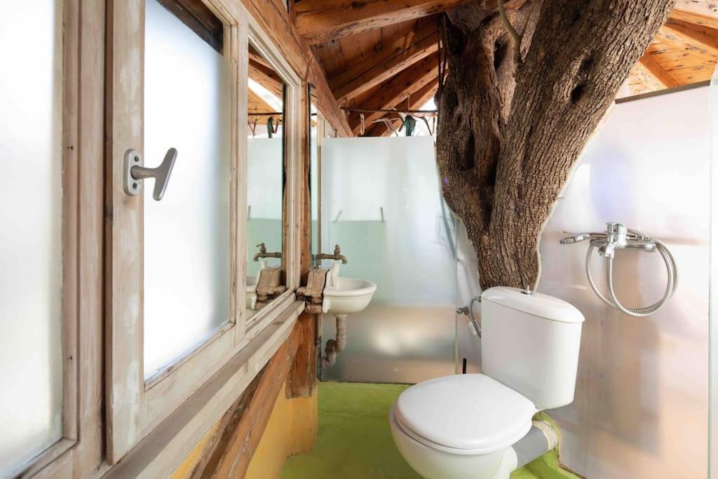 Margaritis'S Treehouse Villa Paramonas  Exterior photo